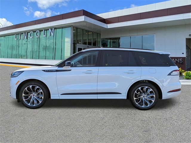 New 2026 Lincoln Aviator 2WD image 7