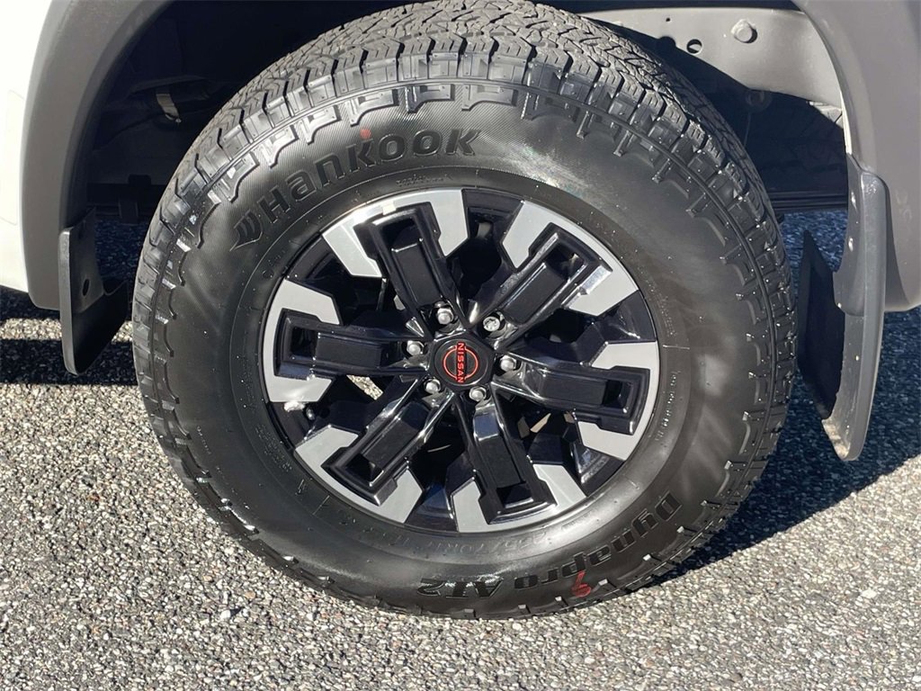 Certified 2023 Nissan Frontier PRO-4X w/ Technology Package image 10
