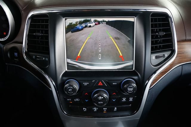 Used 2014 Jeep Grand Cherokee Overland w/ Advanced Technology Group image 36