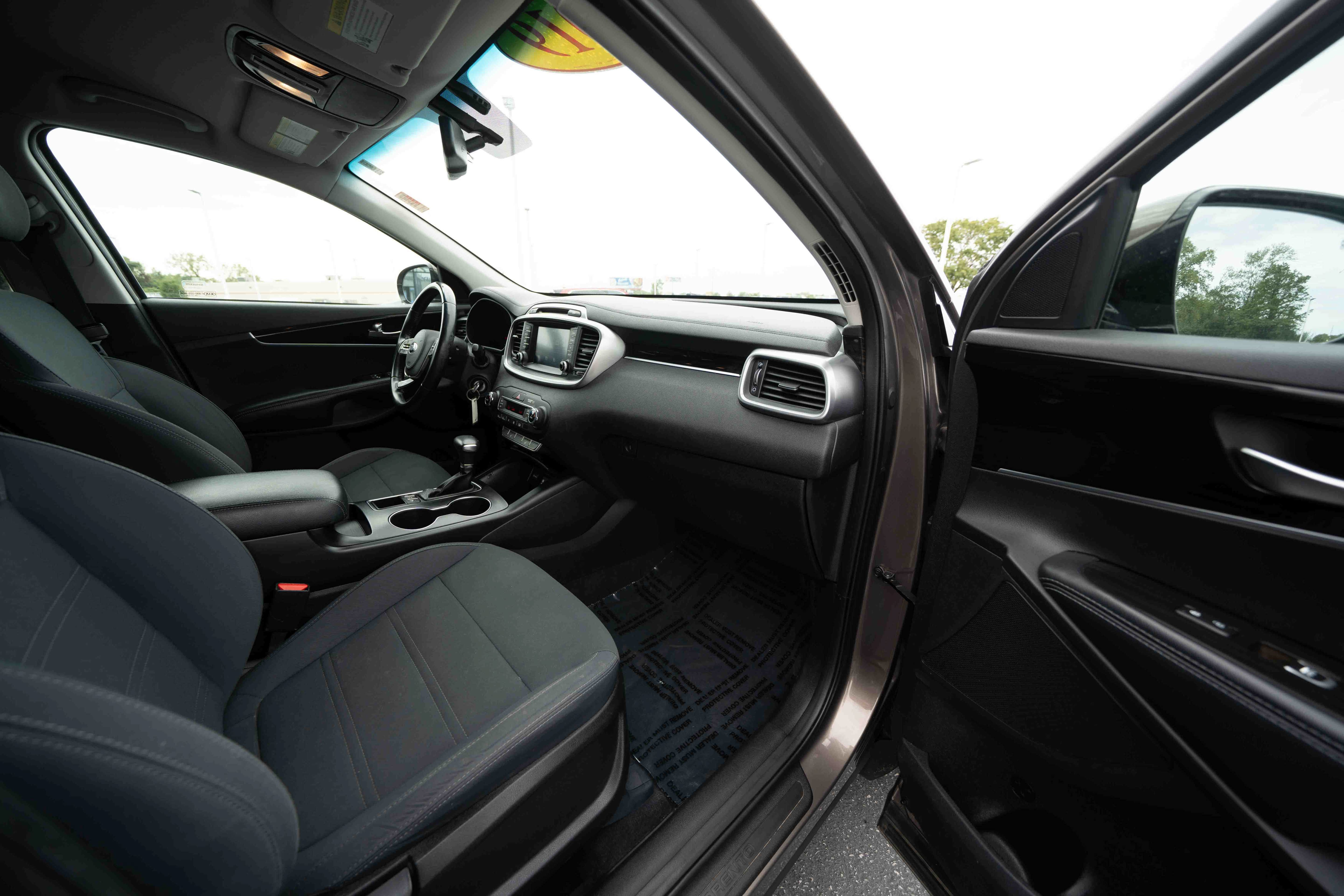 Used 2019 Kia Sorento AWD w/ LX Convenience Package image 26