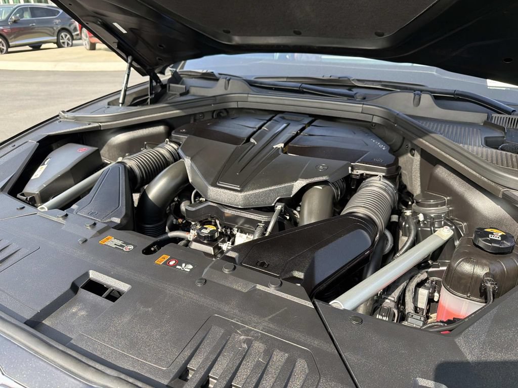 Certified 2025 Genesis GV80 3.5T Prestige AWD/4WD image 23