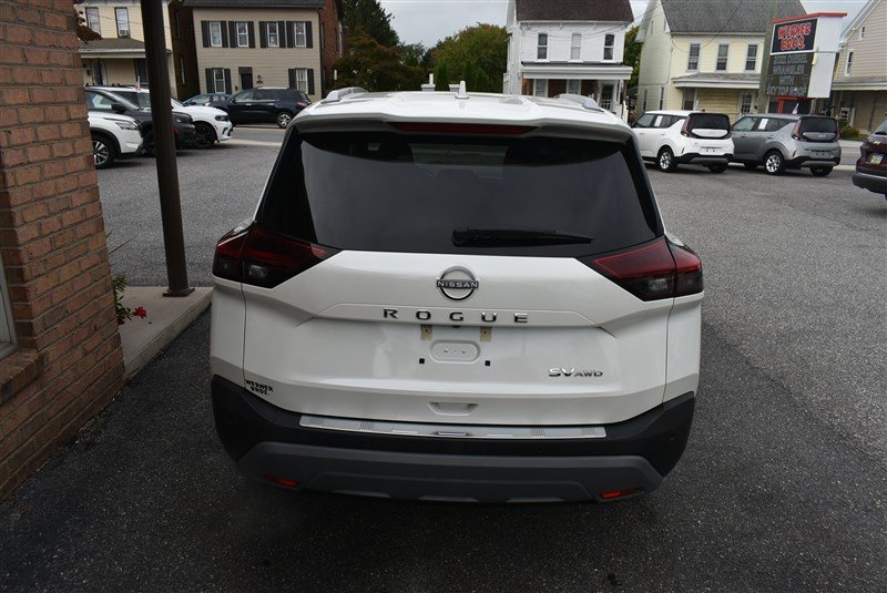 Used 2023 Nissan Rogue SV w/ SV Premium B Package AWD/4WD image 5