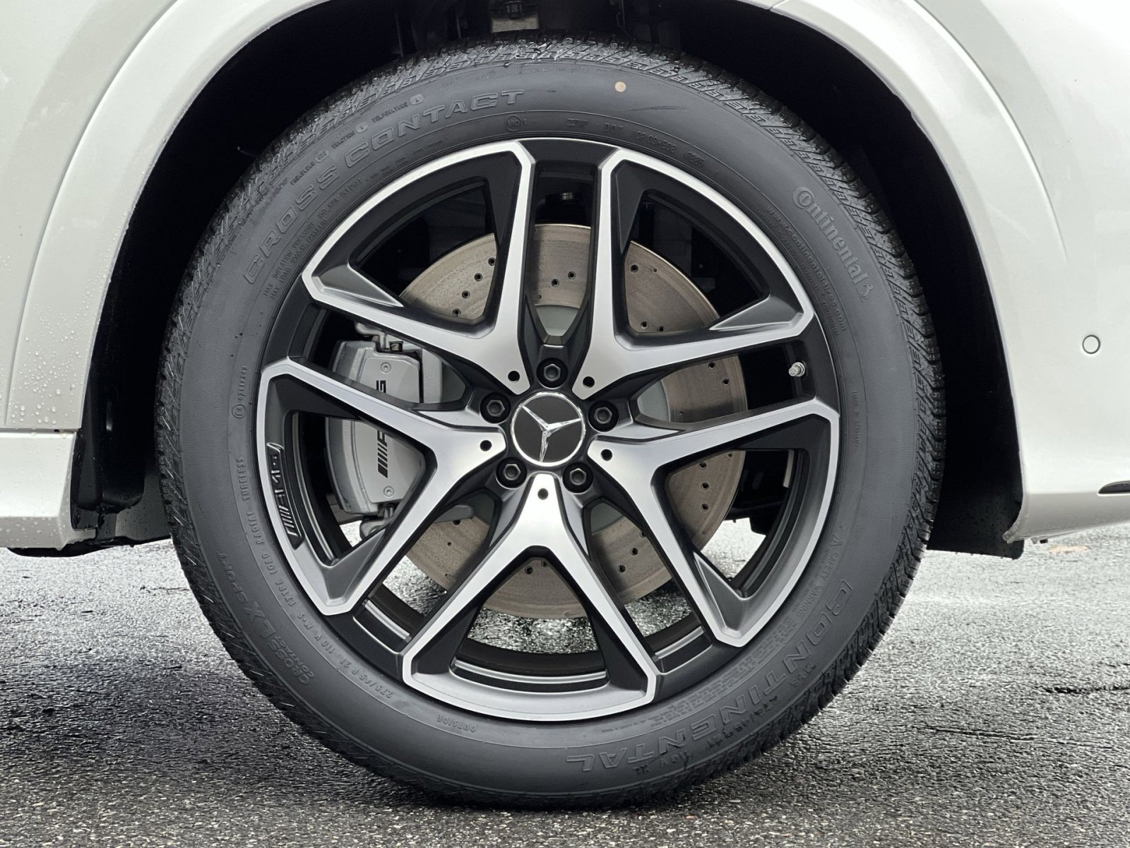 New 2026 Mercedes-Benz GLE 53 AMG 4MATIC Coupe image 10