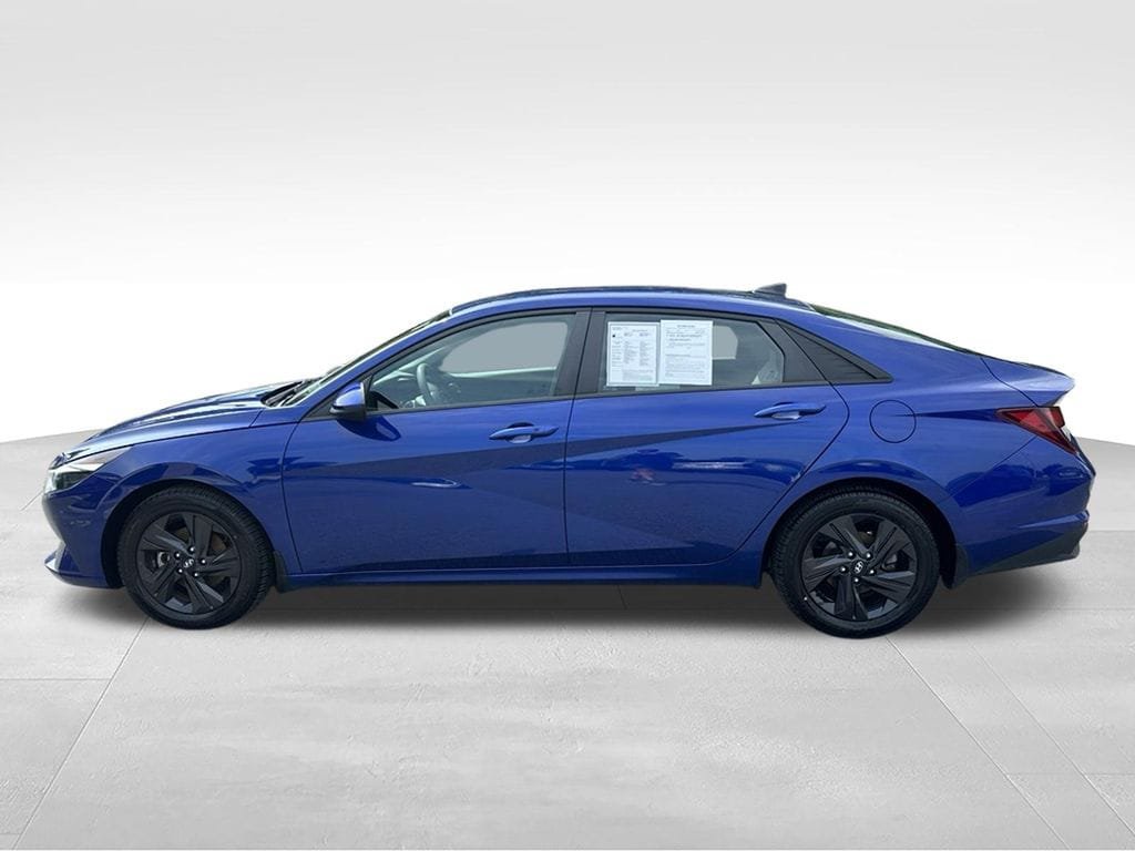 Certified 2023 Hyundai Elantra SEL FWD image 4