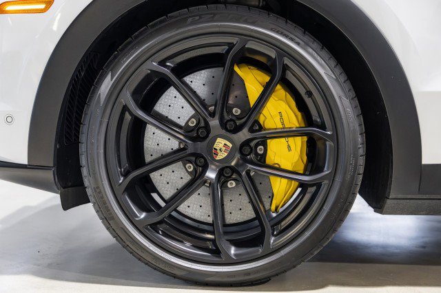 Used 2022 Porsche Cayenne Turbo GT image 37