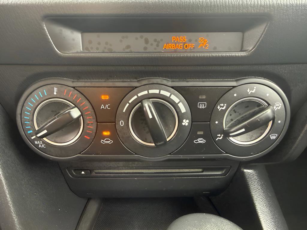 Used 2014 MAZDA MAZDA3 i Touring FWD image 27