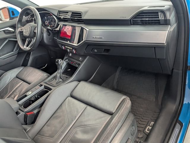 Used 2019 Audi Q3 2.0T Premium Plus AWD/4WD image 16