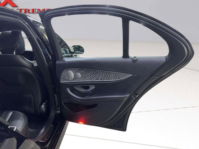 Used 2021 Mercedes-Benz E 350 4MATIC Sedan image 33