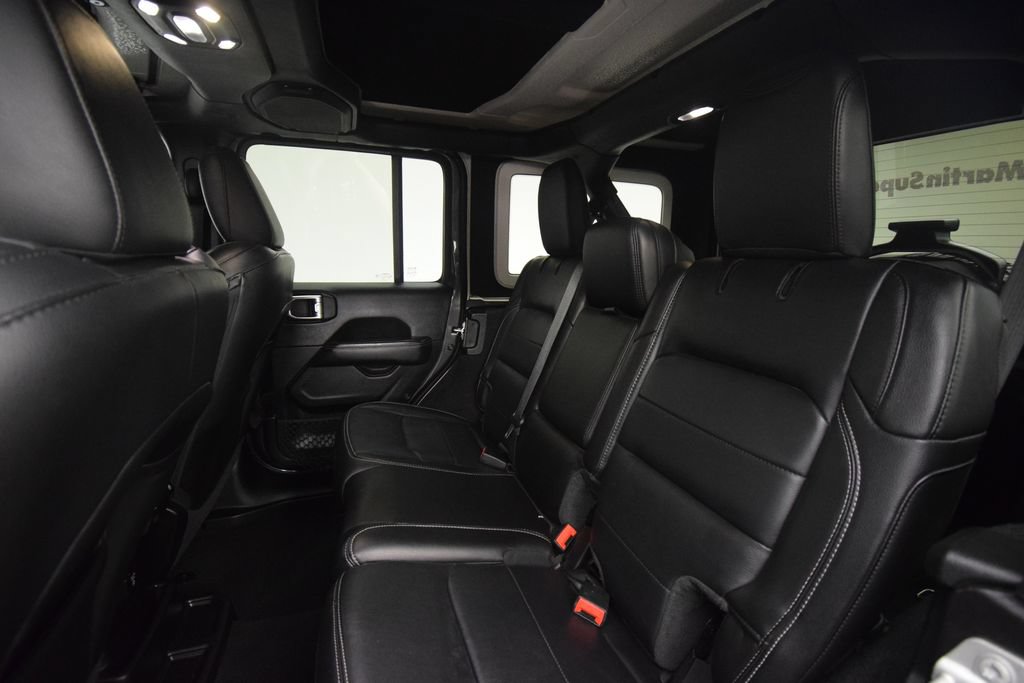 Used 2021 Jeep Wrangler Unlimited Sahara AWD/4WD image 25