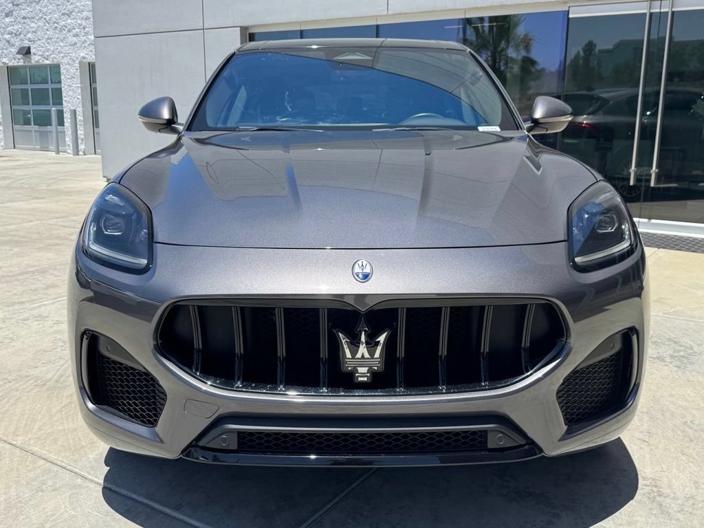 Certified 2023 Maserati Grecale Modena AWD/4WD image 3