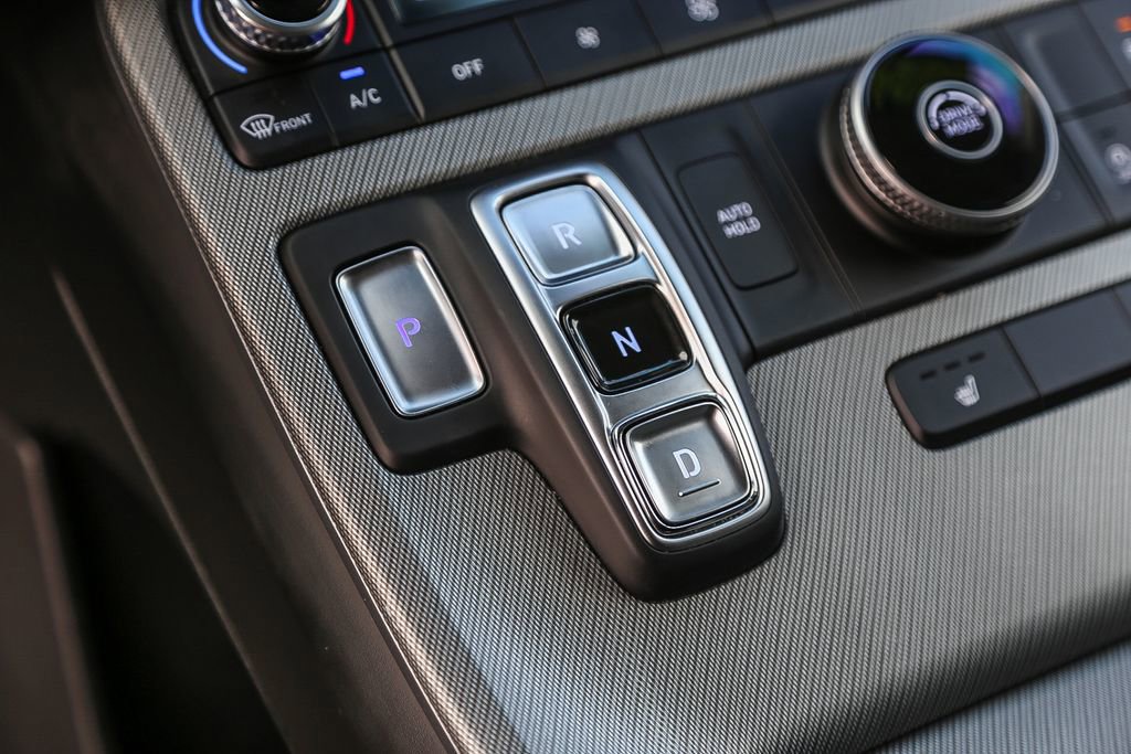 Used 2024 Hyundai Palisade SEL image 18