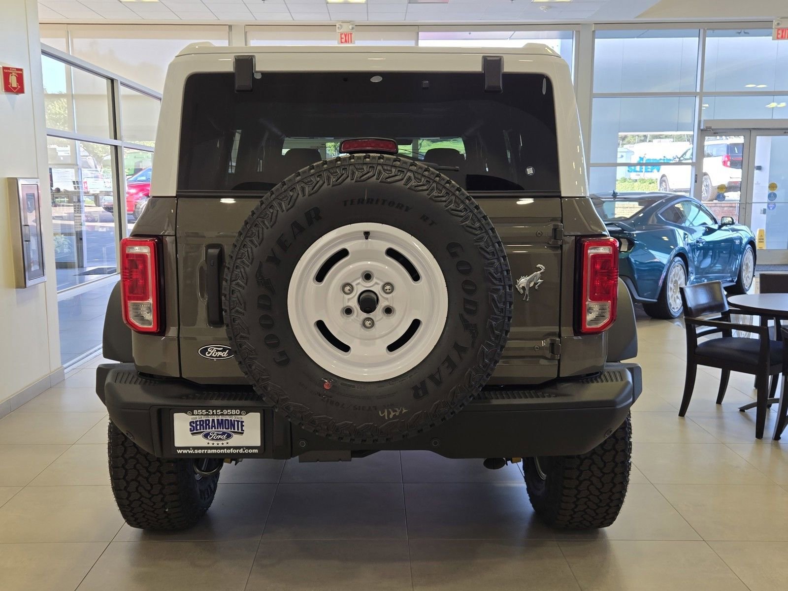 New 2026 Ford Bronco Heritage Edition image 5