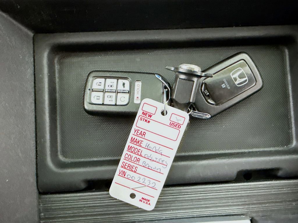 Certified 2021 Honda Odyssey Touring image 36