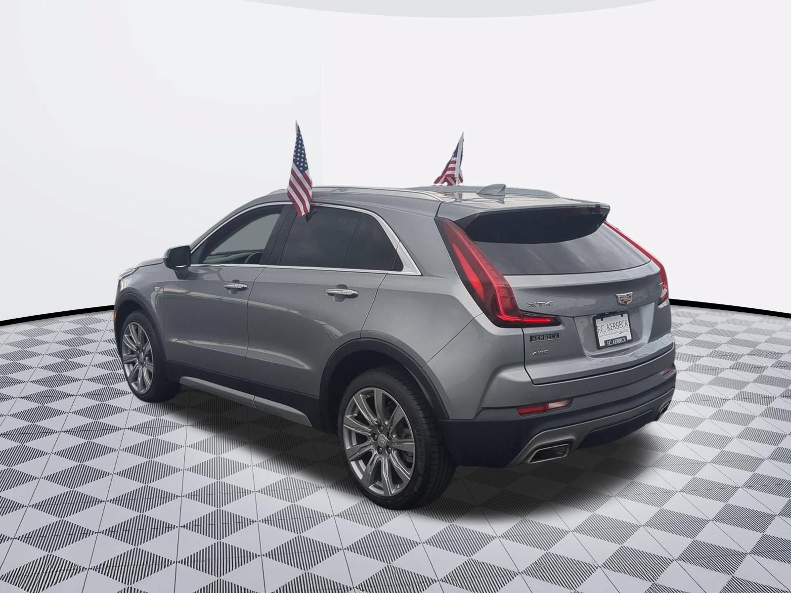 Certified 2023 Cadillac XT4 Premium Luxury w/ Cold Weather Package AWD/4WD image 5
