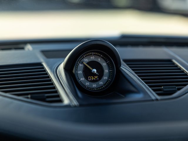 Used 2022 Porsche 911 GT3 image 46