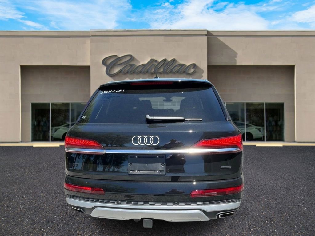Used 2025 Audi Q7 3.0T Premium Plus image 4