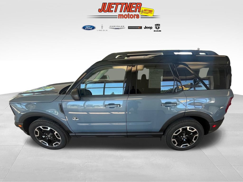 Used 2024 Ford Bronco Sport Outer Banks w/ Tech Package AWD/4WD image 2