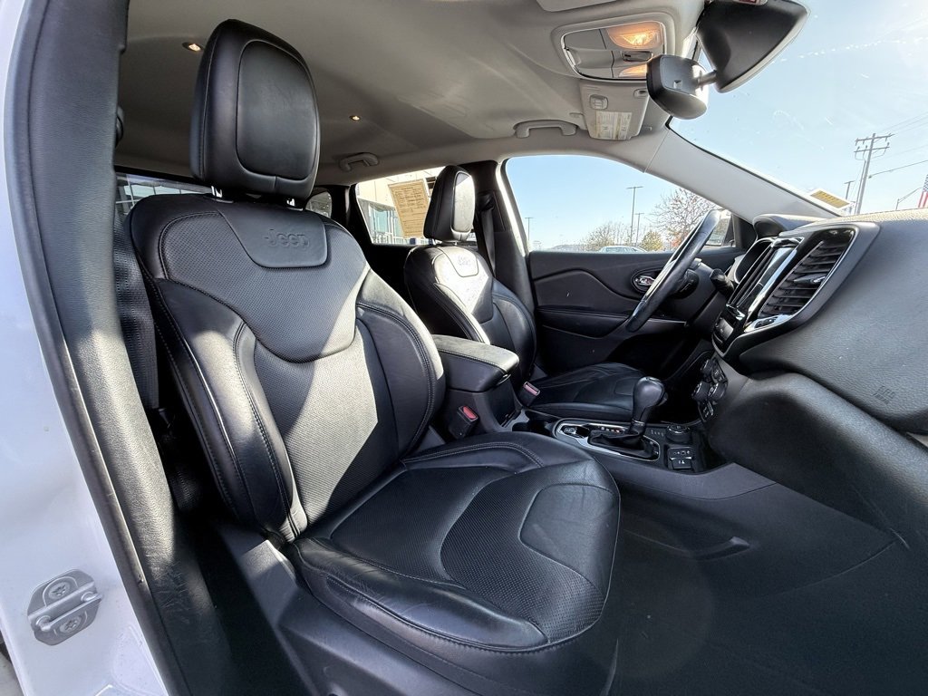 Used 2020 Jeep Cherokee Limited image 28