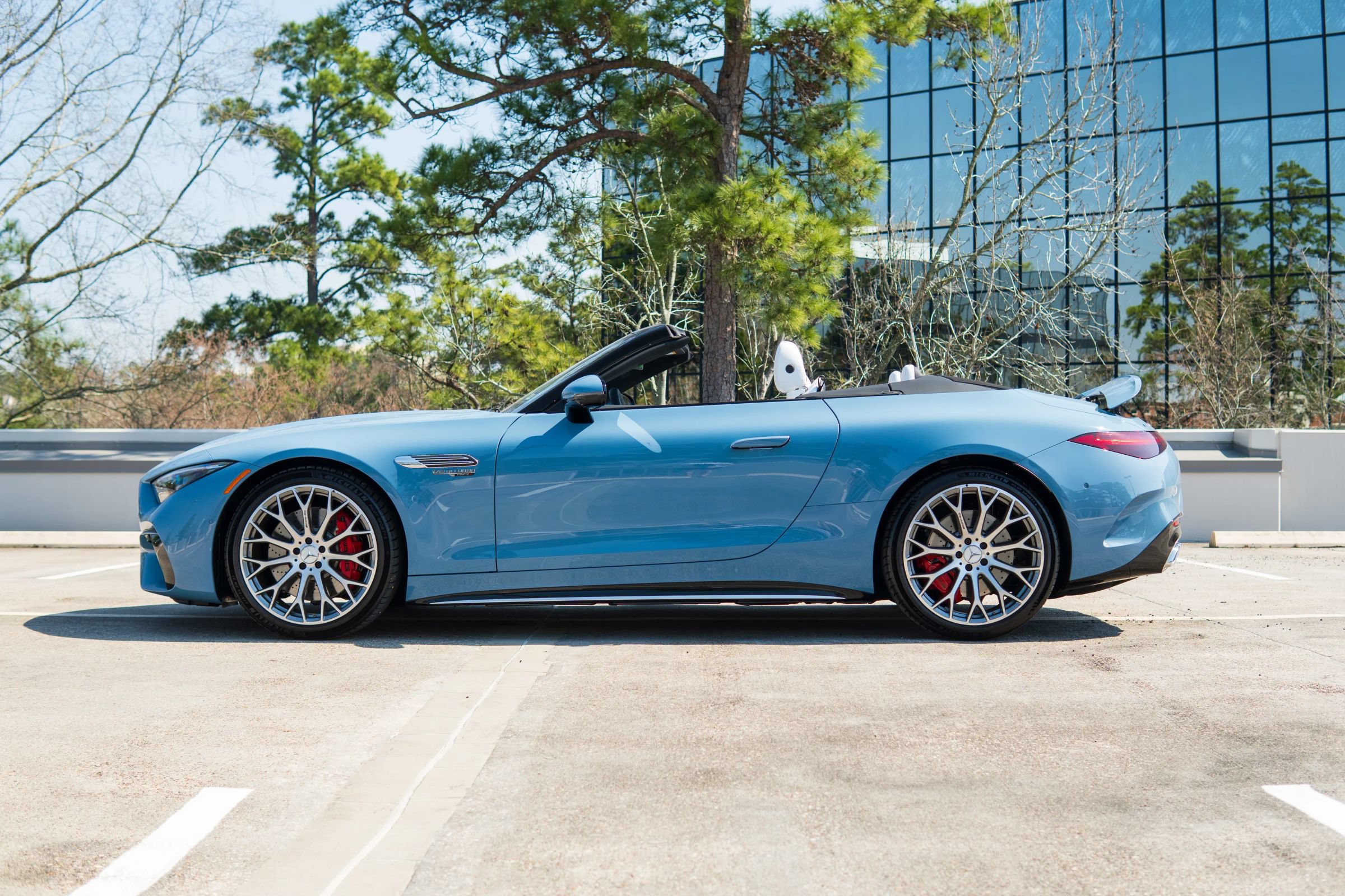 Used 2025 Mercedes-Benz SL 55 AMG 4MATIC image 20
