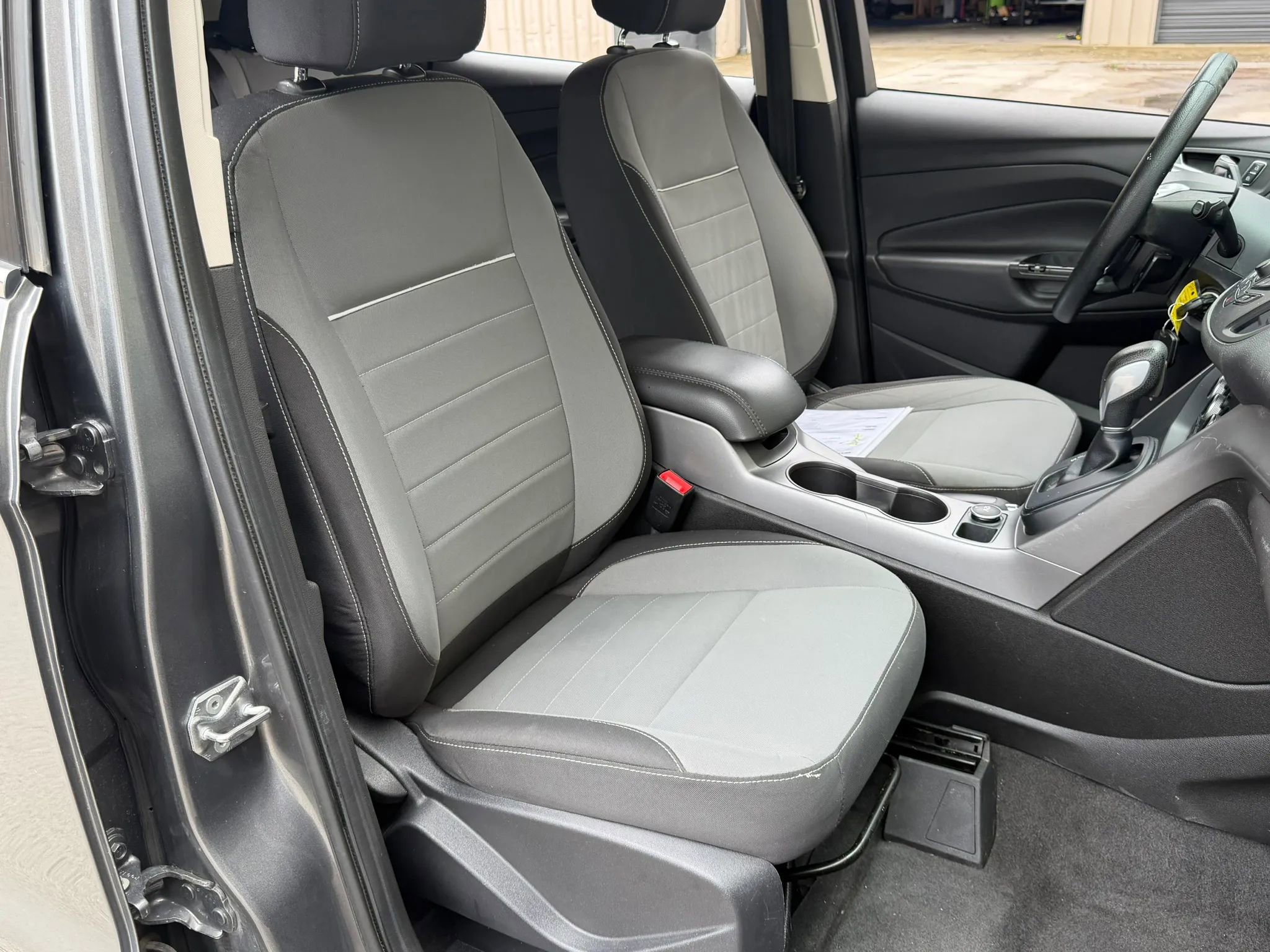 Used 2014 Ford Escape SE FWD image 12