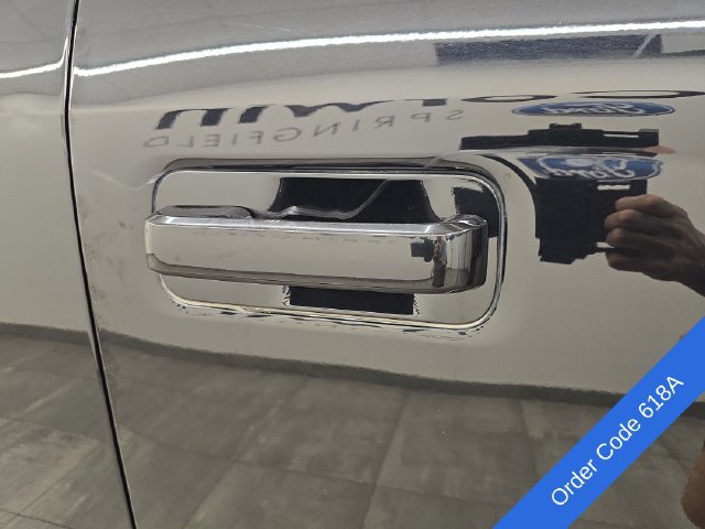 Used 2019 Ford F350 Lariat AWD/4WD image 9