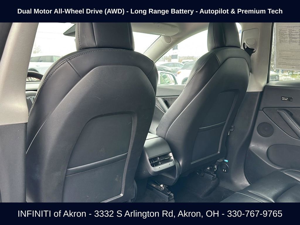 Used 2022 Tesla Model Y Long Range image 34