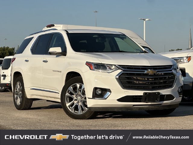 Used 2021 Chevrolet Traverse Premier AWD/4WD image 2