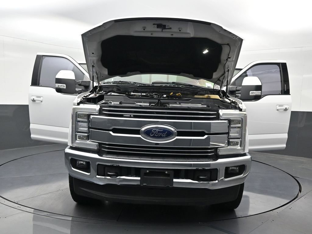 Used 2019 Ford F250 Lariat w/ Lariat Ultimate Package AWD/4WD image 36