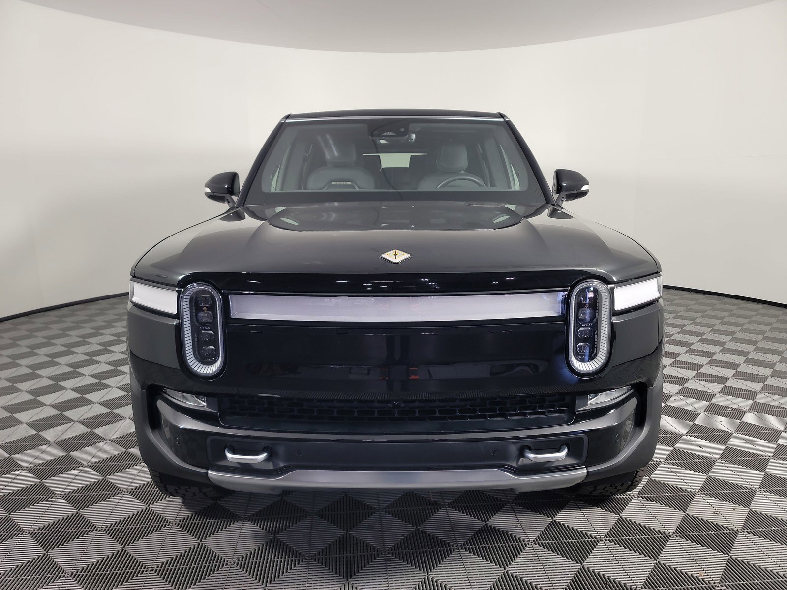 Used 2022 Rivian R1S Launch Edition image 8