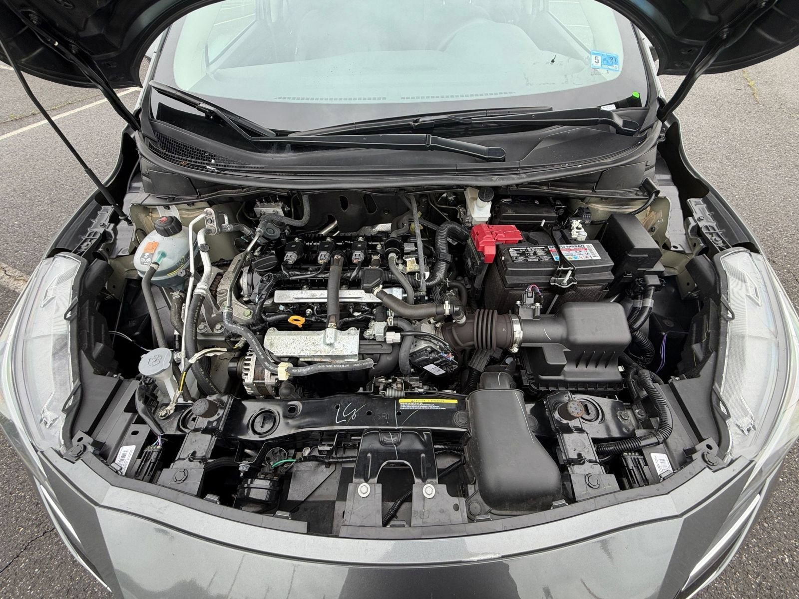 Used 2025 Nissan Versa SV FWD image 30