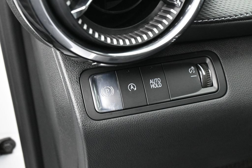 Used 2026 Chevrolet Equinox LT FWD image 16
