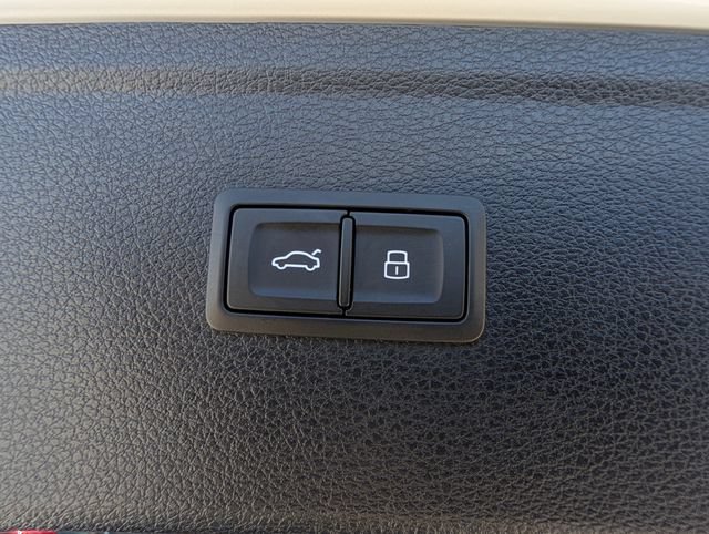 Used 2024 Audi Q5 2.0T Premium AWD/4WD image 11