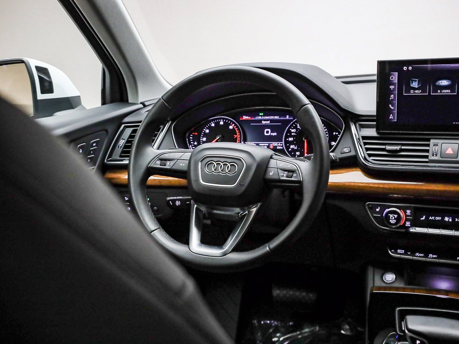 Certified 2023 Audi Q5 2.0T Premium w/ Convenience Package image 16