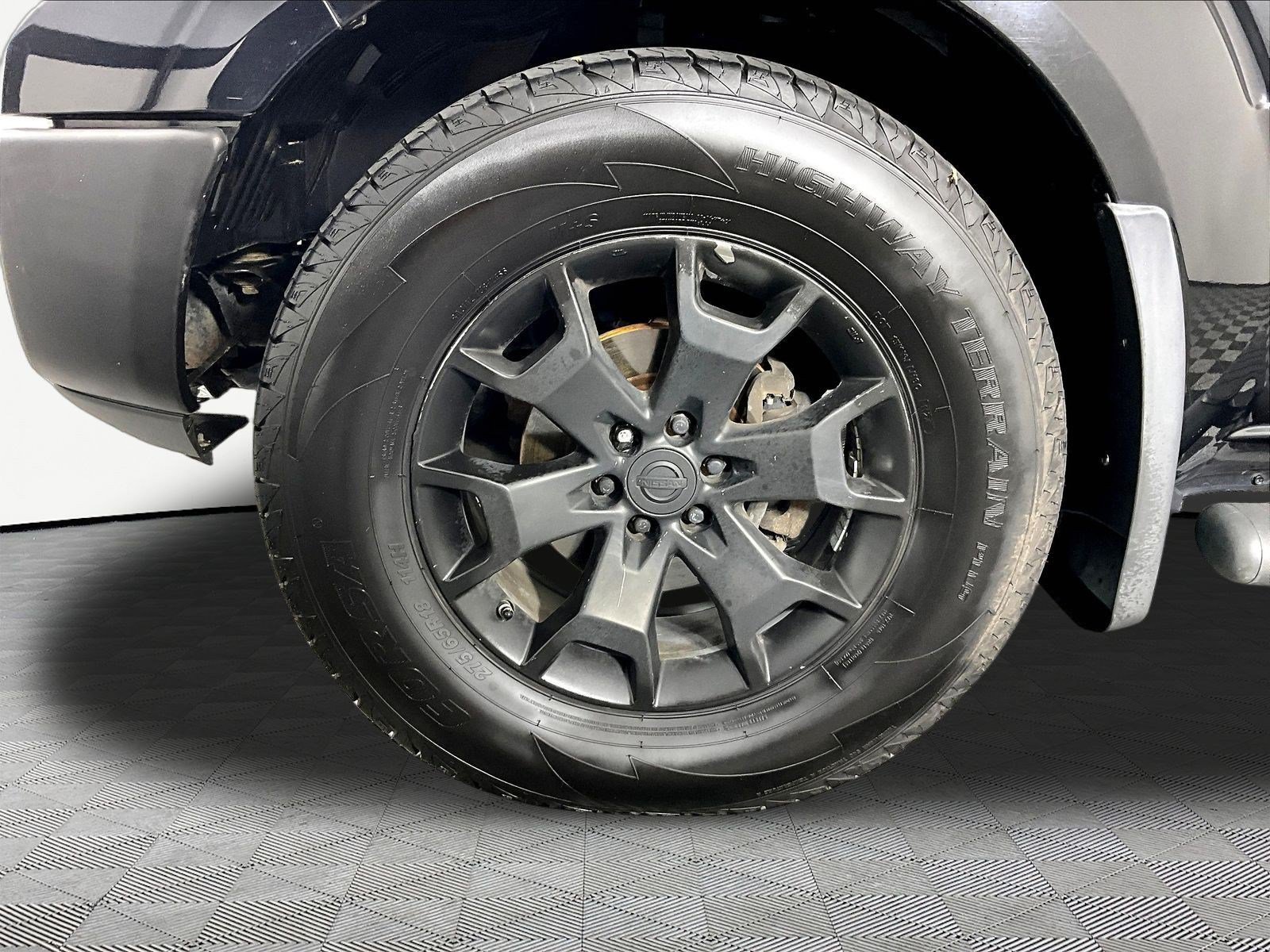 Used 2015 Nissan Frontier SL AWD/4WD image 35