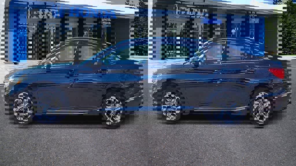 Used 2018 Honda Accord EX image 5