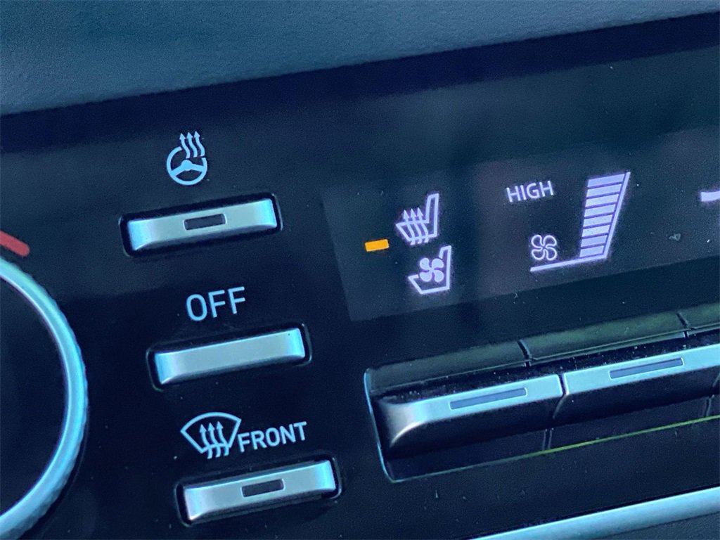 Used 2023 Hyundai Sonata Limited image 19