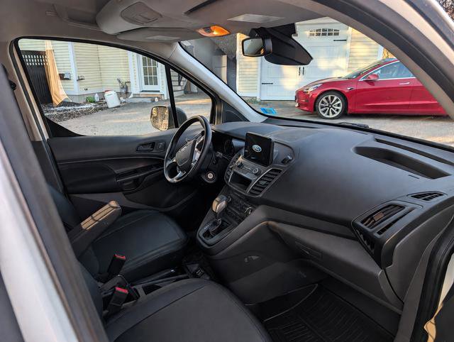 Used 2020 Ford Transit Connect XL image 3