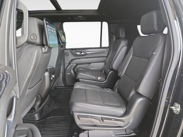 Used 2023 GMC Yukon XL Denali w/ Max Trailering Package AWD/4WD image 15