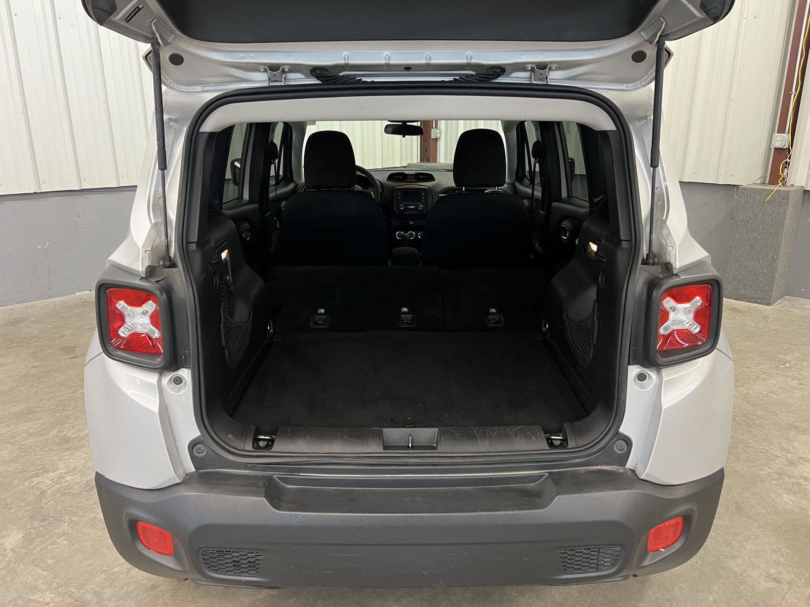 Used 2017 Jeep Renegade Sport w/ Power & Air Group image 35