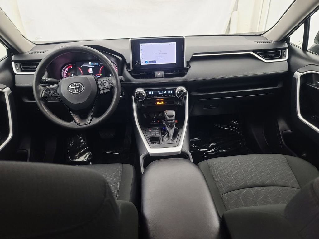 Used 2025 Toyota RAV4 XLE image 22