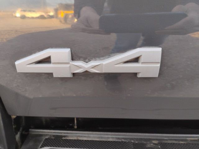 Used 2024 Toyota Tacoma TRD Sport w/ TRD Sport Upgrade Package AWD/4WD image 12