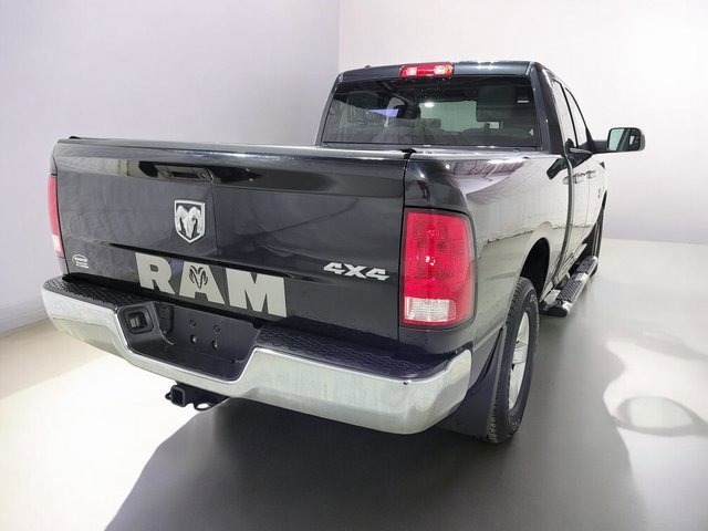 Used 2018 RAM 1500 ST w/ SXT Appearance Group image 21