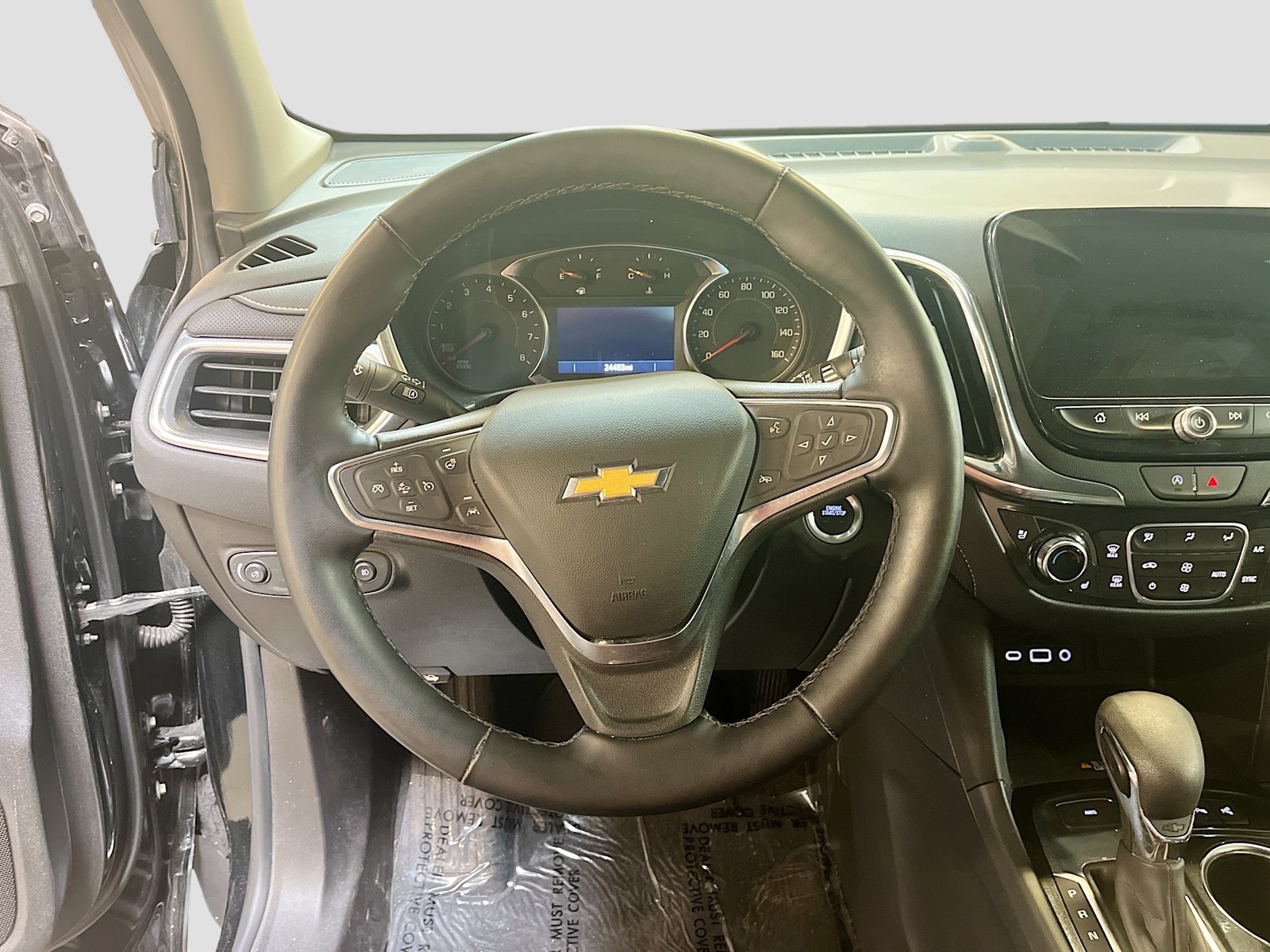 Used 2024 Chevrolet Equinox Premier AWD/4WD image 11