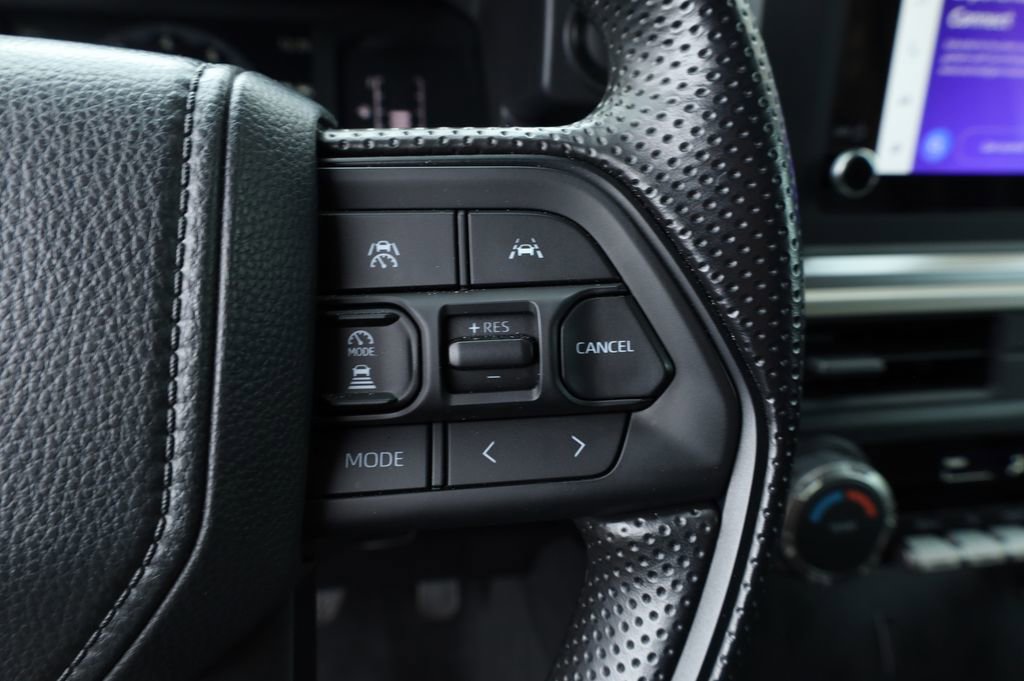 Used 2025 Toyota Tacoma SR5 image 27