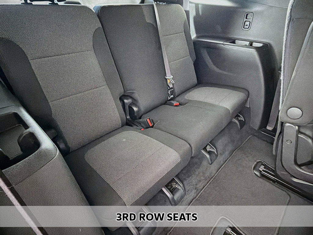 Used 2023 Chevrolet Traverse LT w/ LPO, 'HIT The Road' Package AWD/4WD image 7