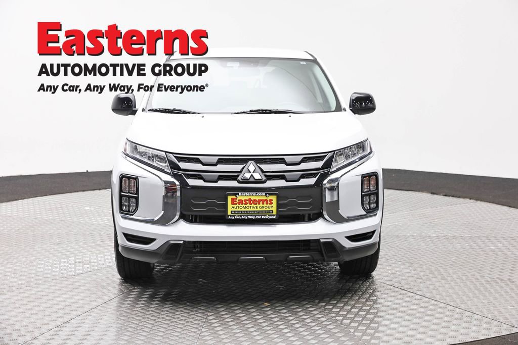 Used 2024 Mitsubishi Outlander Sport LE AWD/4WD image 2