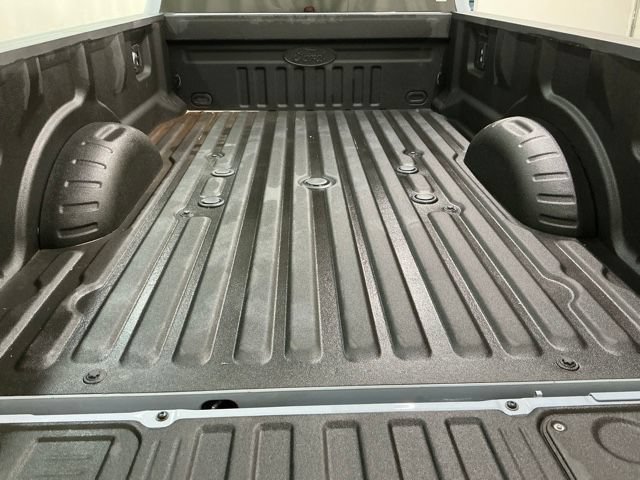 Used 2025 Ford F350 Lariat w/ Lariat Ultimate Package AWD/4WD image 17