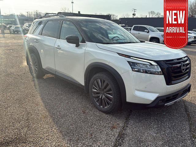 Certified 2023 Nissan Pathfinder SL w/ SL Premium Package image 1