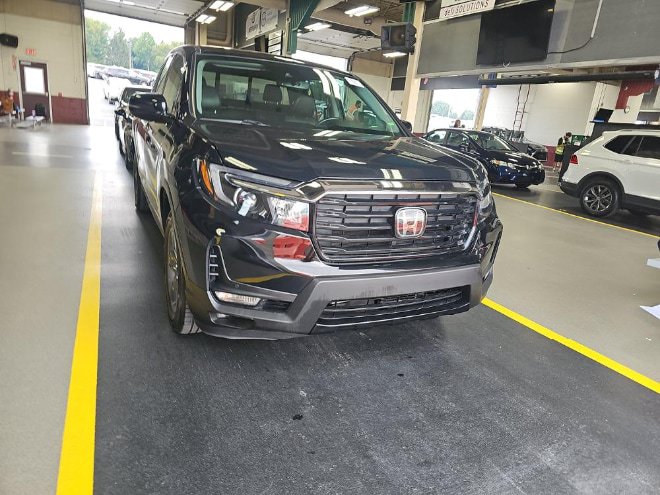 Used 2023 Honda Ridgeline RTL-E image 3