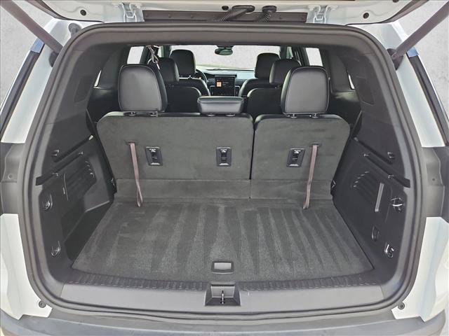 Certified 2024 GMC Acadia AT4 AWD/4WD image 6